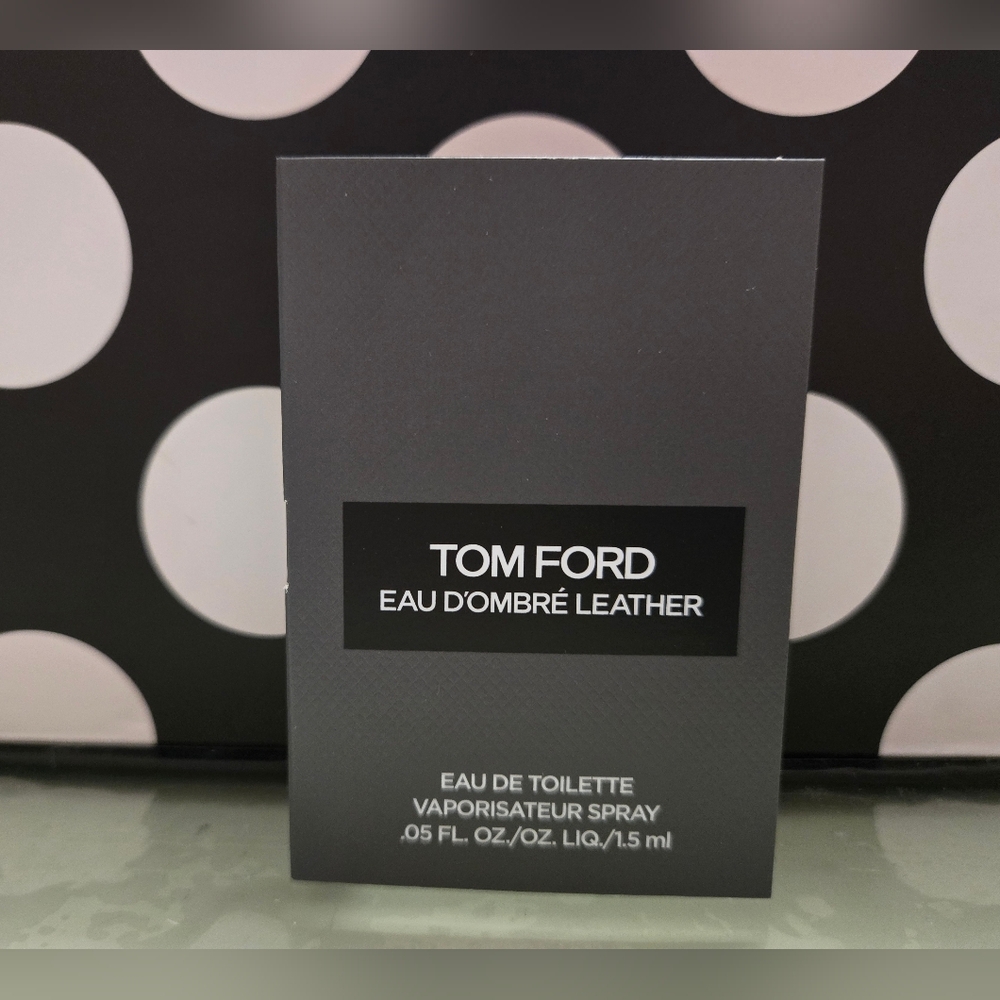 5/$25✨️TF Eau D'Ombré Leather EDT SAMPLE✨️